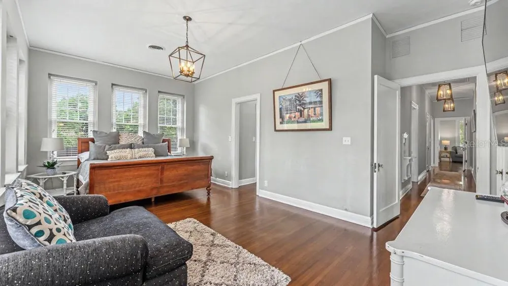 747 S CLAYTON AVENUE Lakeland, FL 33801