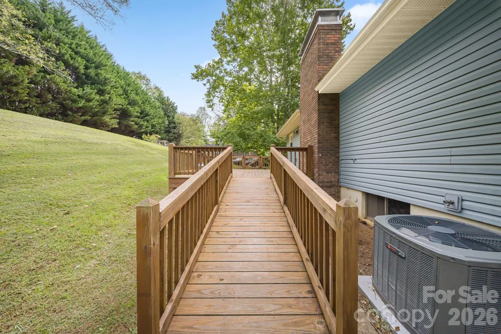 16 Sun Valley Court Alexander, NC 28701