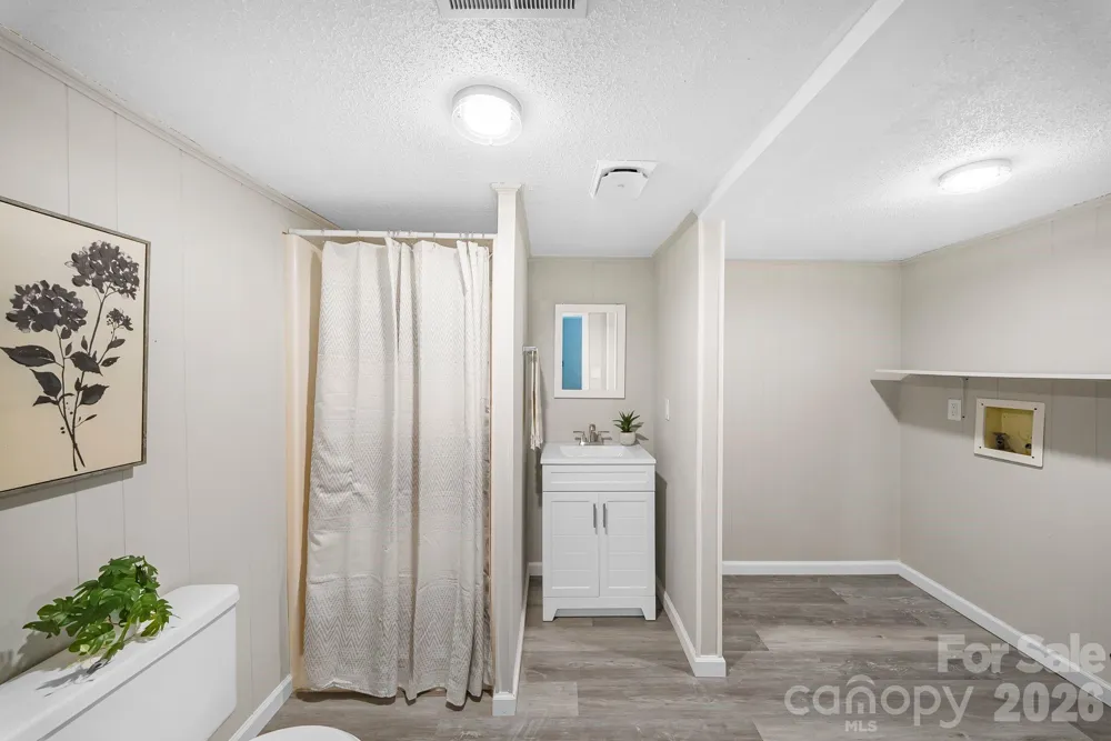16 Sun Valley Court Alexander, NC 28701