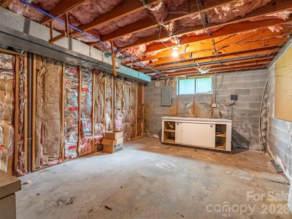 16 Sun Valley Court Alexander, NC 28701