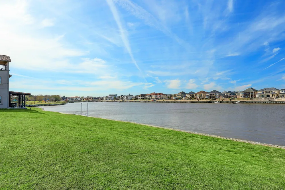2534 Beacon Circle League City, TX 77573