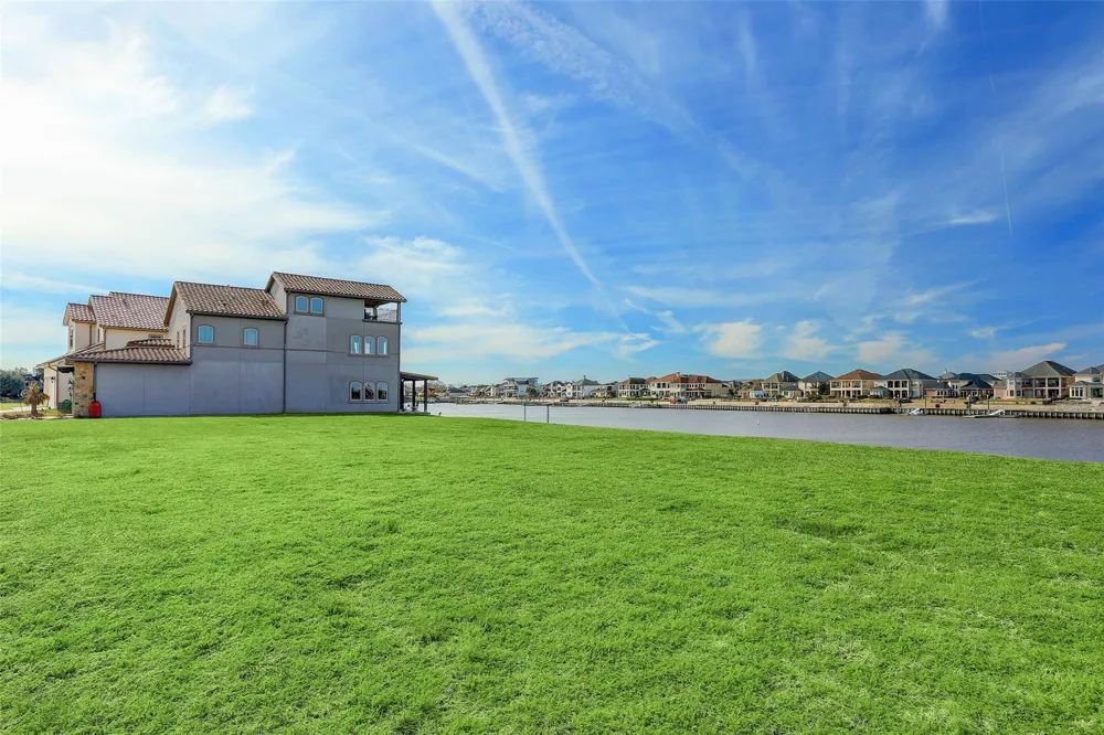 2530 Beacon Circle League City, TX 77573