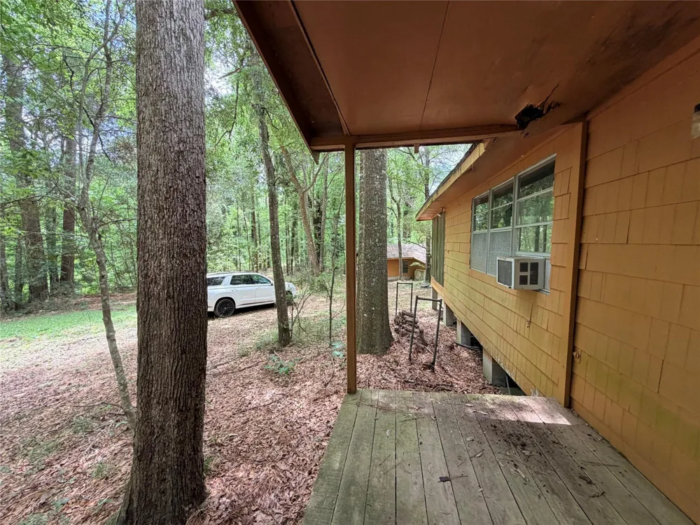962 Fm 256 E Woodville, TX 75979