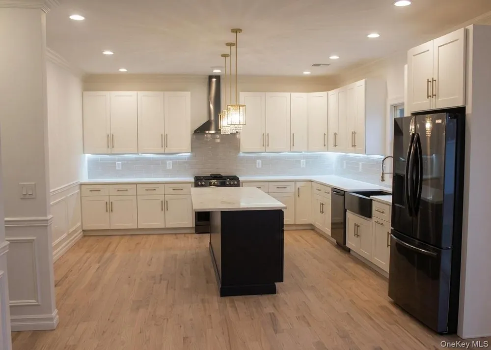 66 Euclid Avenue Massapequa, NY 11758