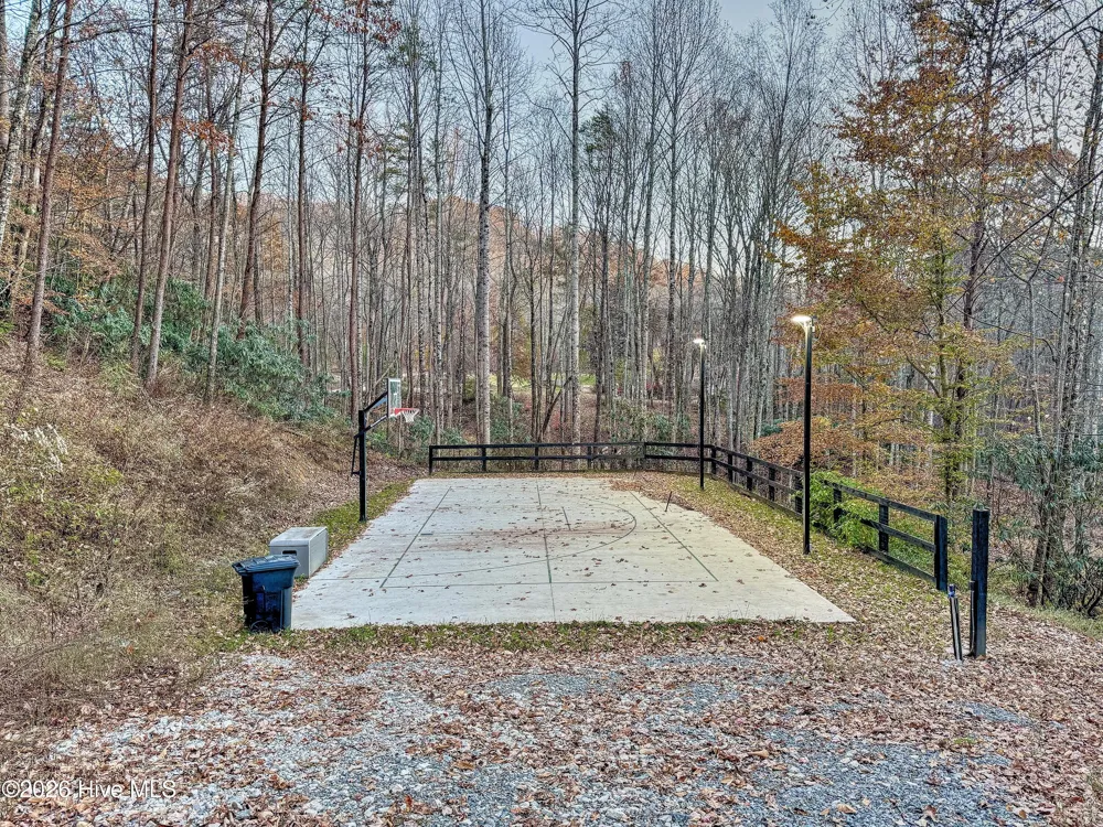 168 Laramie Heights Andrews, NC 28901