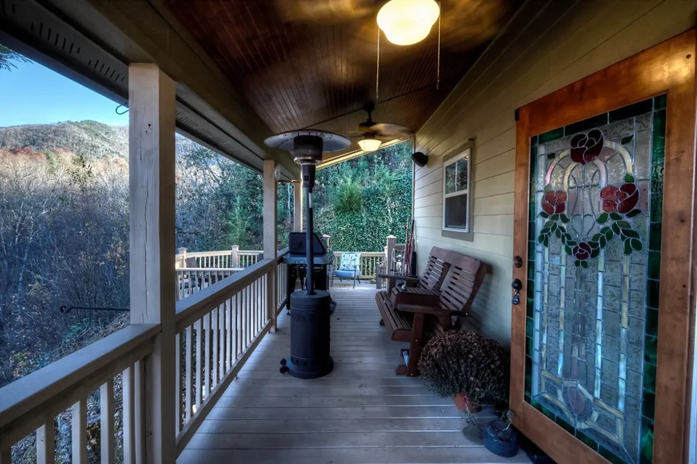 168 Laramie Heights Andrews, NC 28901