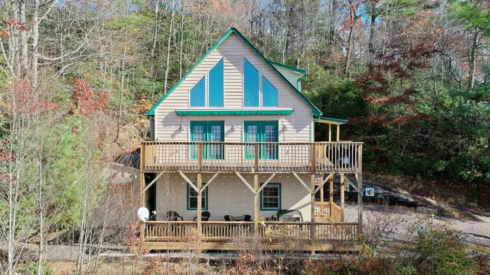 324 Azalea Ridge Topton, NC 28781