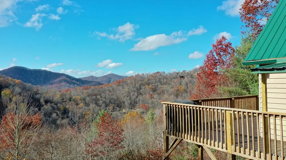 324 Azalea Ridge Topton, NC 28781