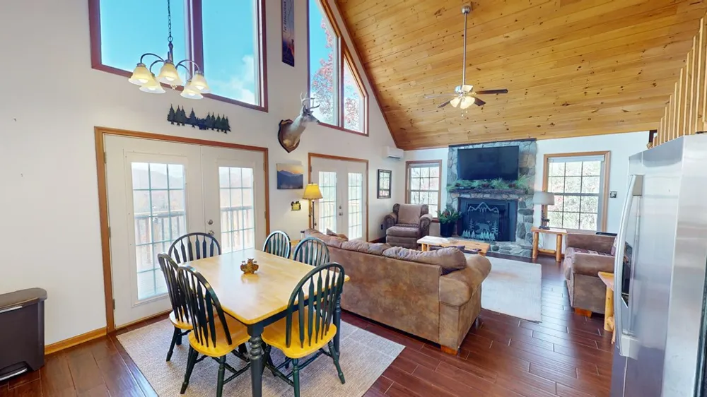324 Azalea Ridge Topton, NC 28781
