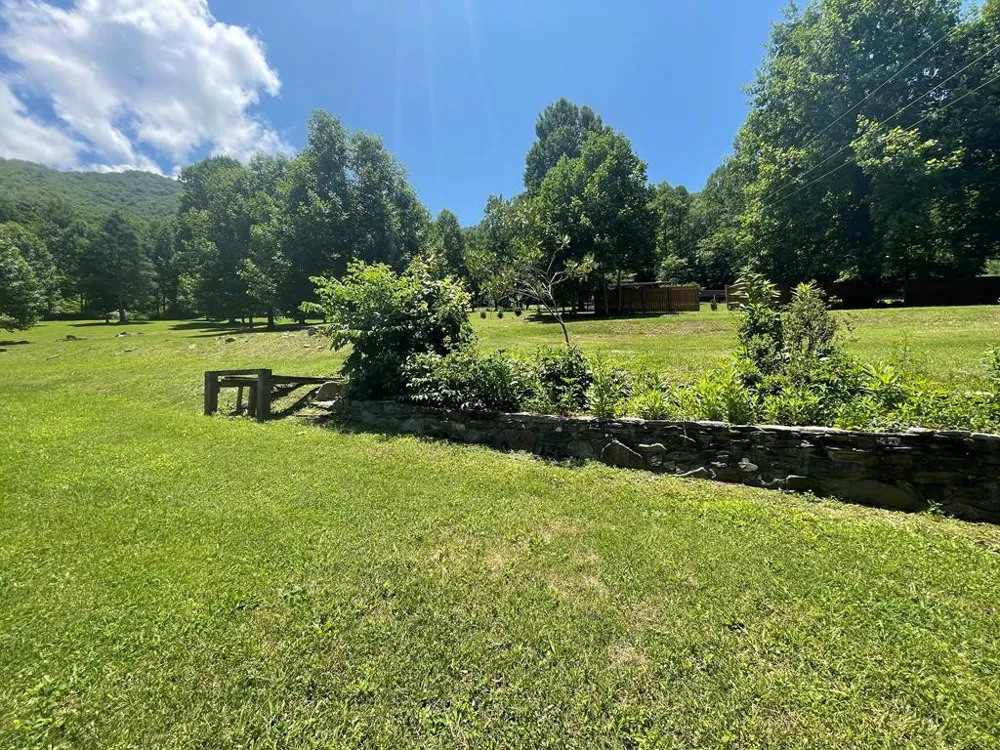 3400 Franks Creek Robbinsville, NC 28771