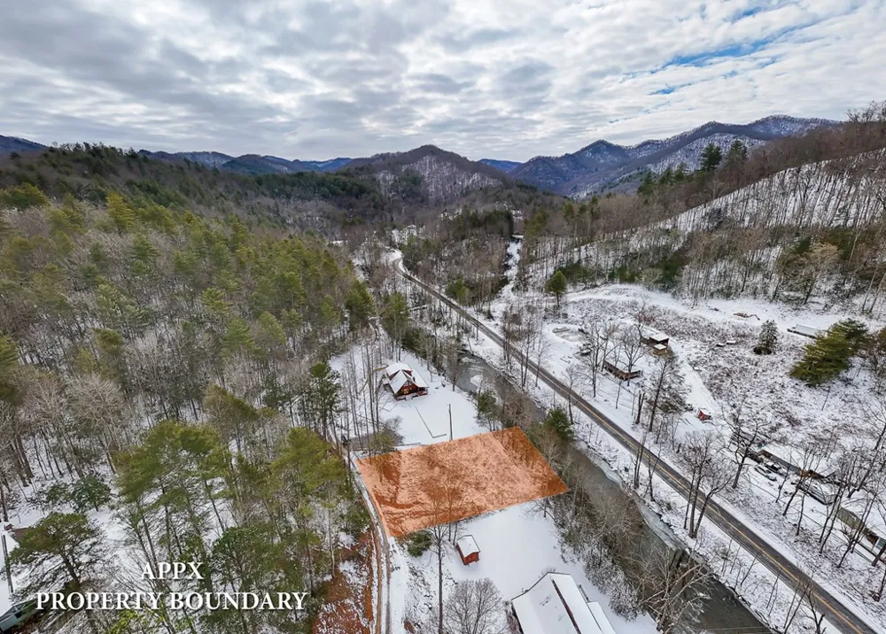 Lot 3 Riverview Robbinsville, NC 28771