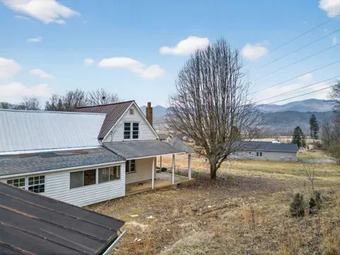 1917 Fairview Road