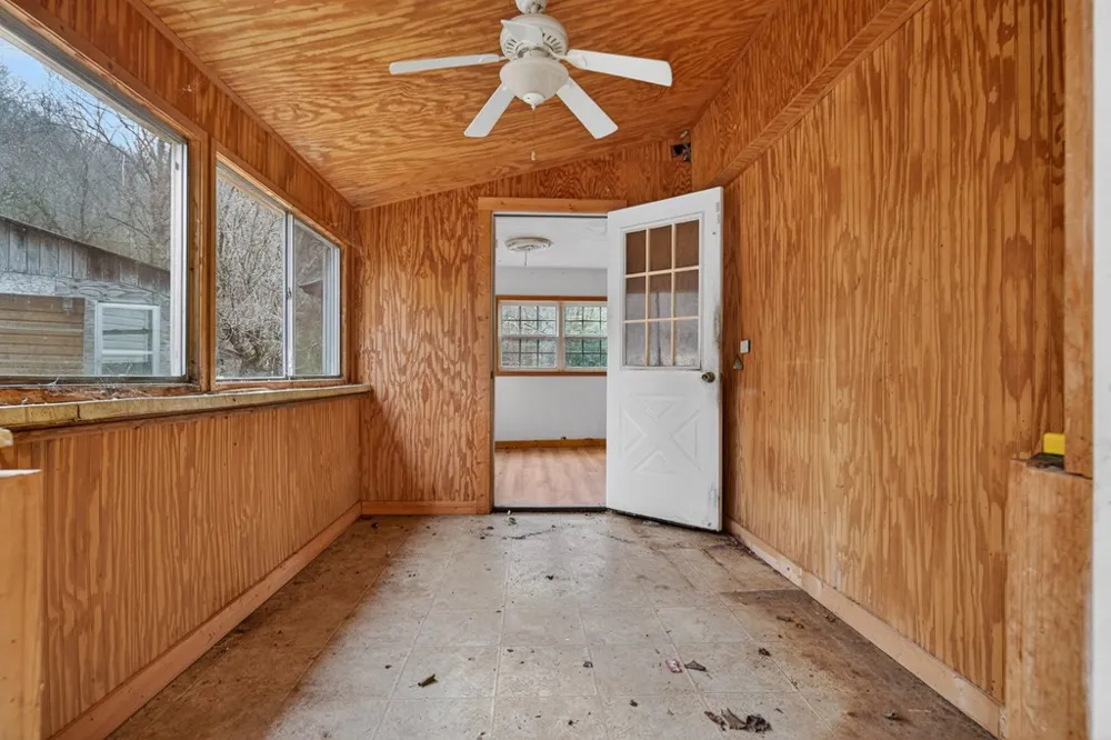 1917 Fairview Road Andrews, NC 28901