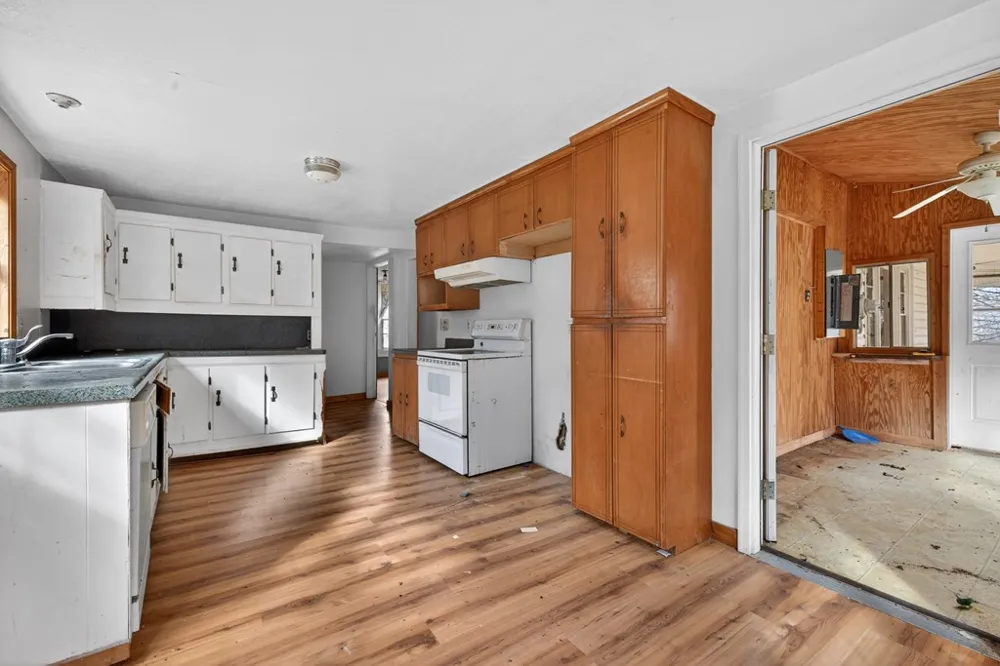 1917 Fairview Road Andrews, NC 28901
