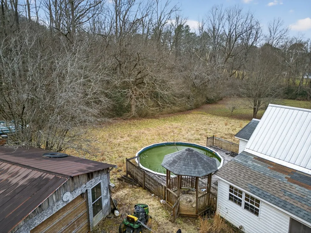 1917 Fairview Road Andrews, NC 28901