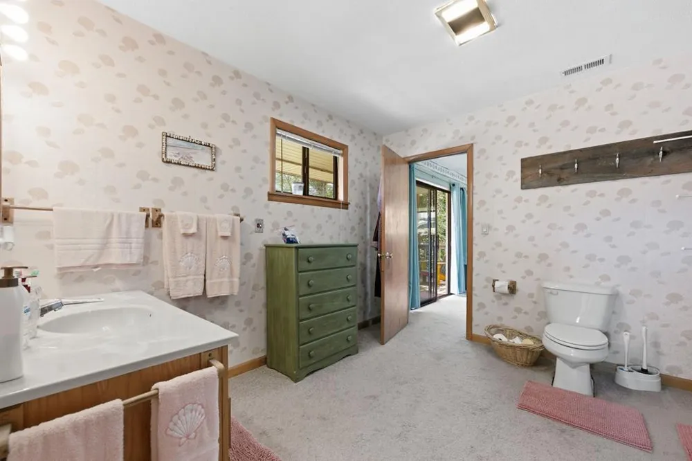 238 Lakeview Drive Almond, NC 28702