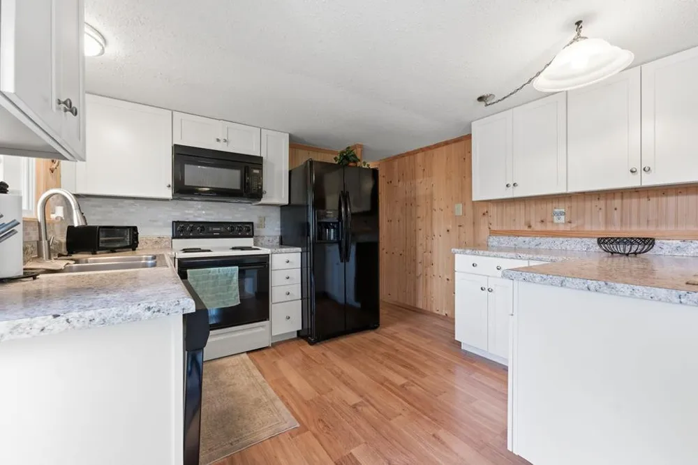 238 Lakeview Drive Almond, NC 28702