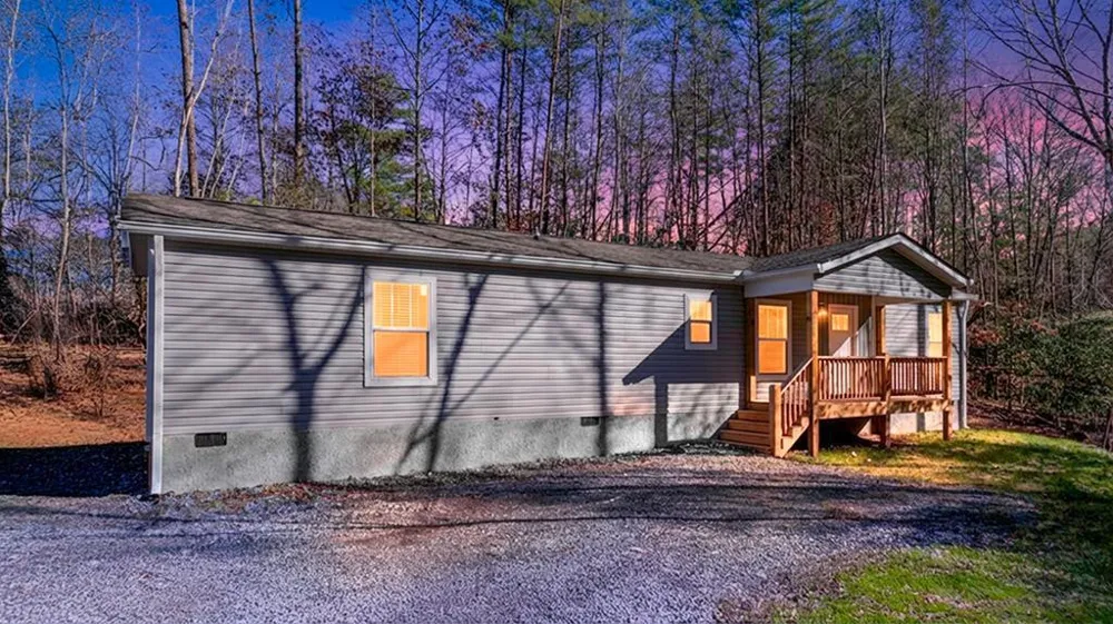 195 Loganberry Lane Hayesville, NC 28904