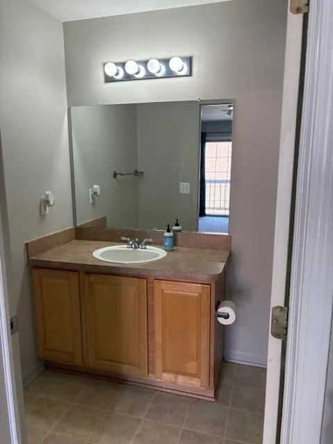16874 Farmington Road Livonia City, MI 48154