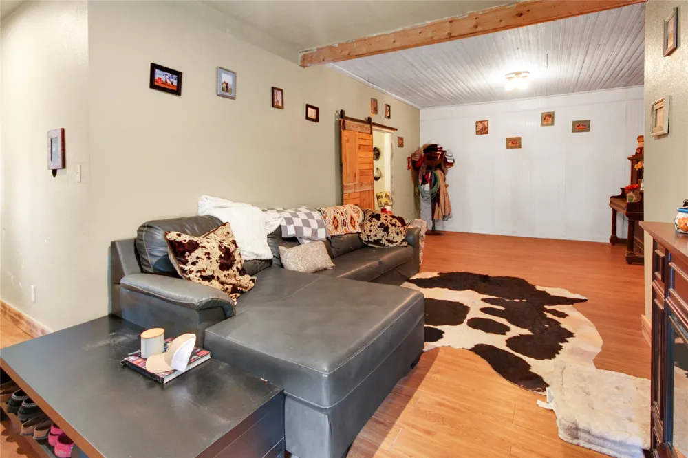 334 Knox Street Jacksboro, TX 76458