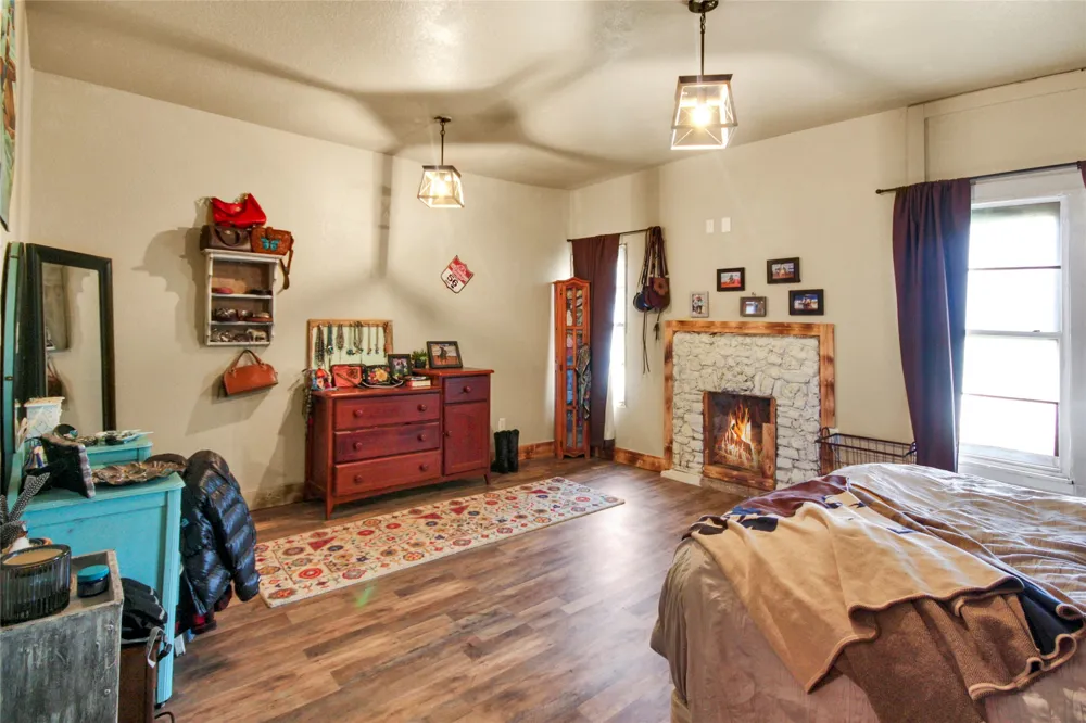 334 Knox Street Jacksboro, TX 76458