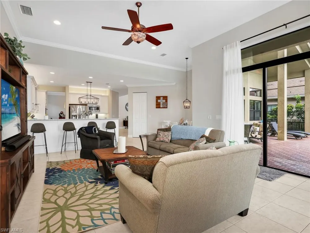 2756 Crystal Way Naples, FL 34119