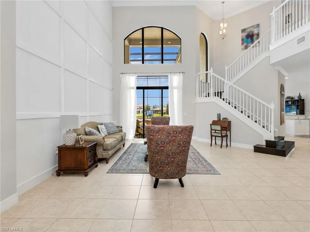 2756 Crystal Way Naples, FL 34119