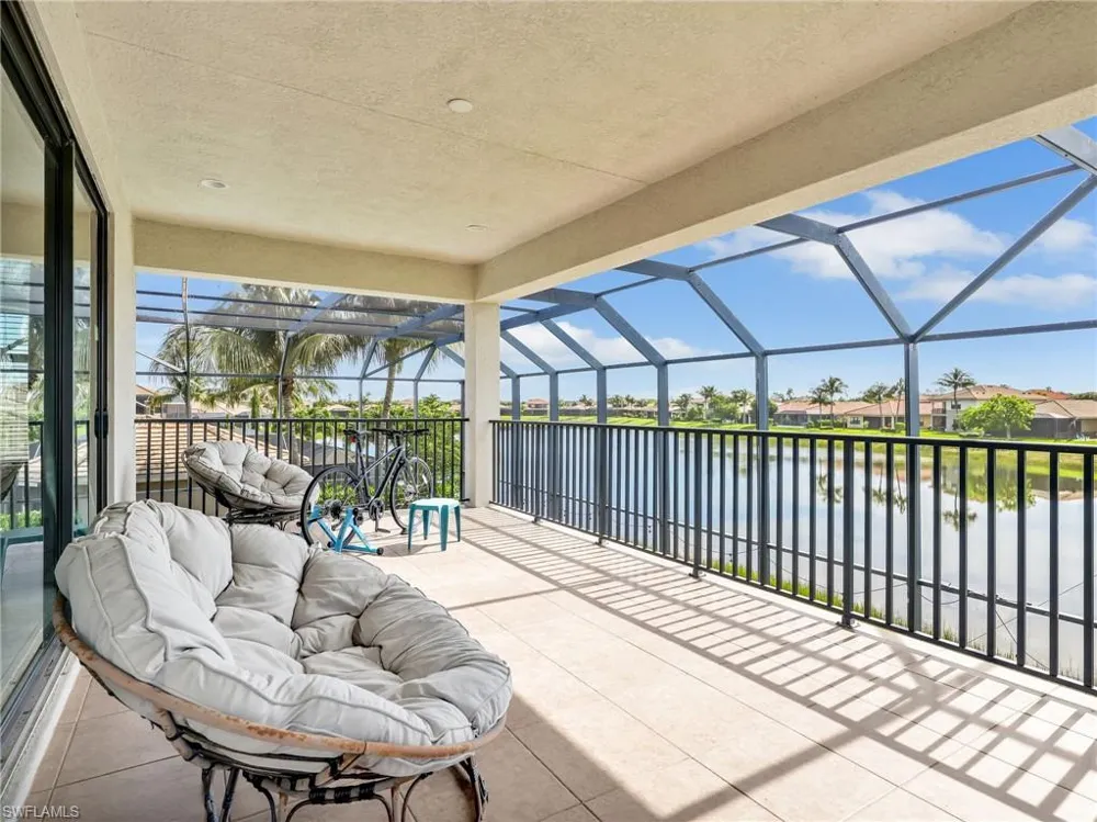 2756 Crystal Way Naples, FL 34119