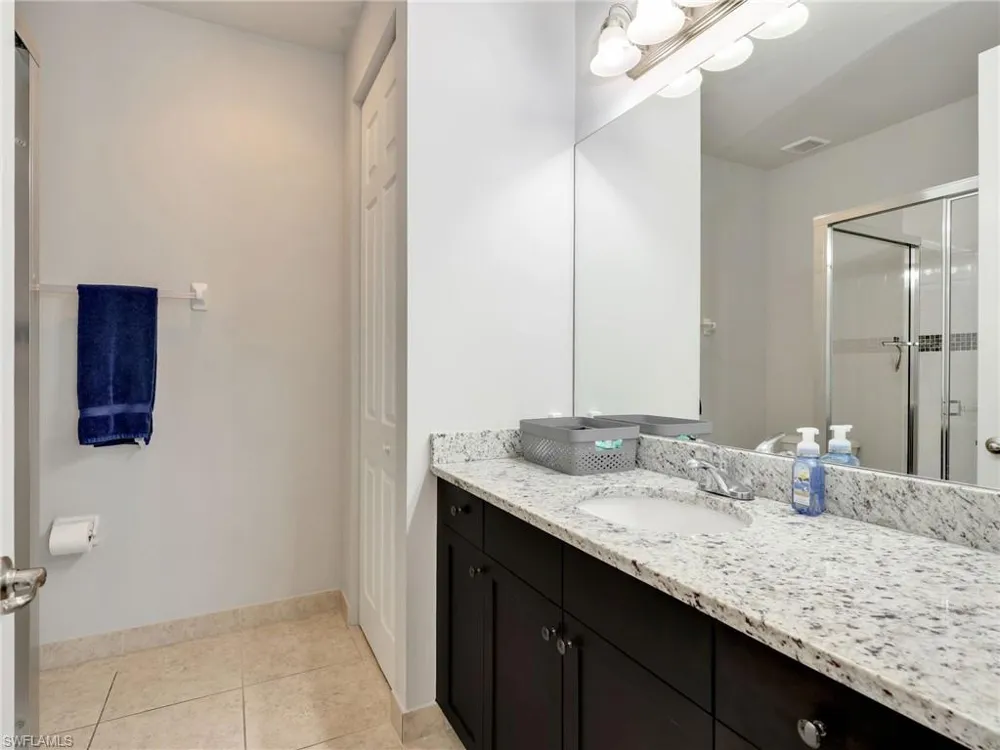 2756 Crystal Way Naples, FL 34119