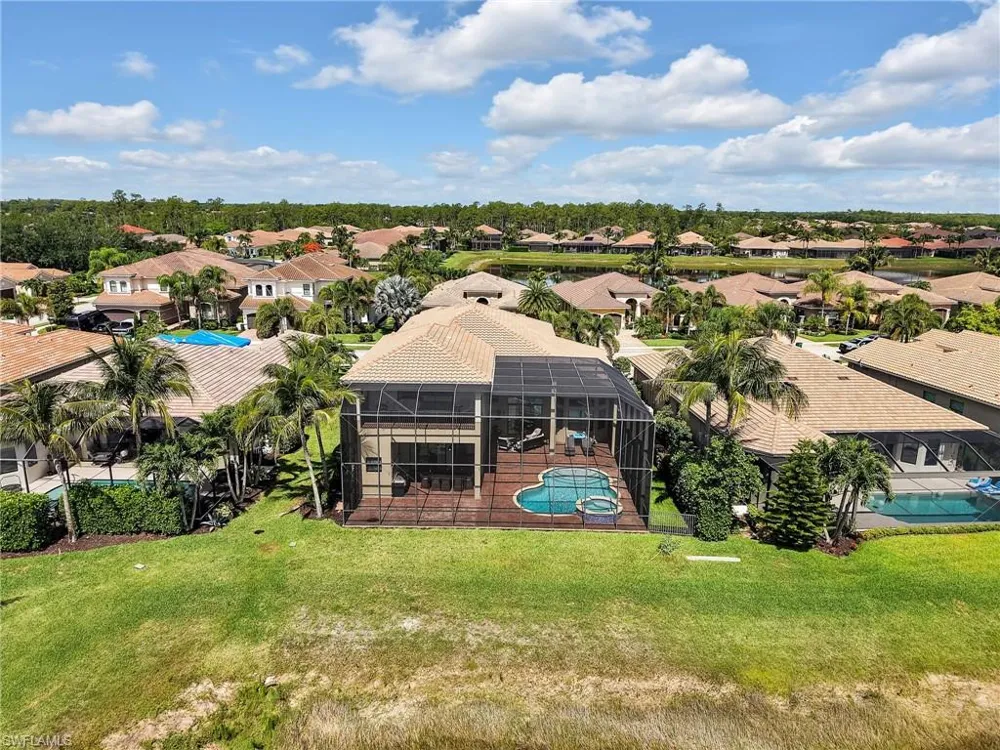 2756 Crystal Way Naples, FL 34119