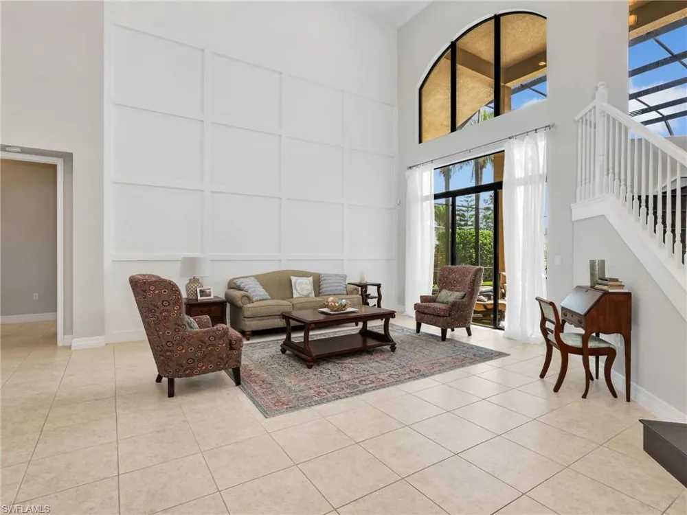 2756 Crystal Way Naples, FL 34119