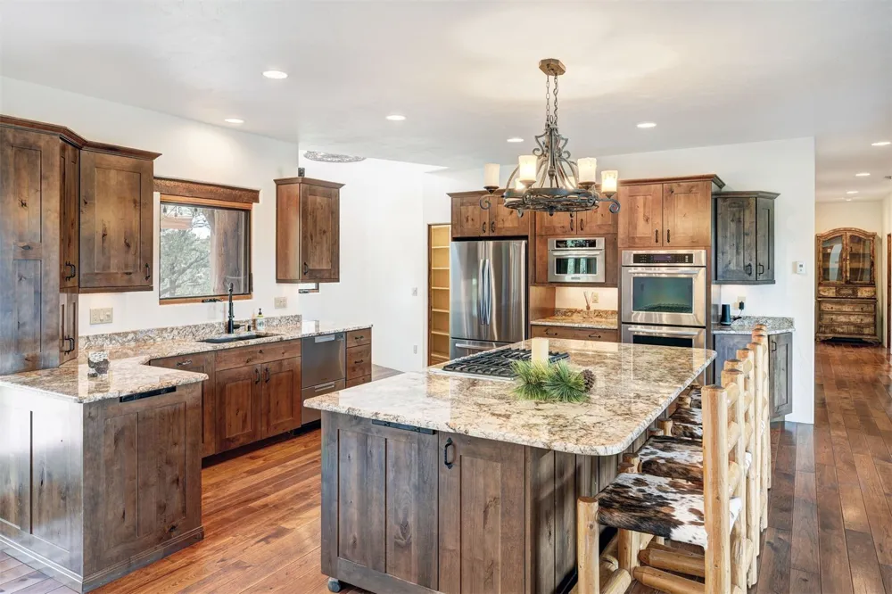 1328 Round Up Road Westcliffe, CO 81252