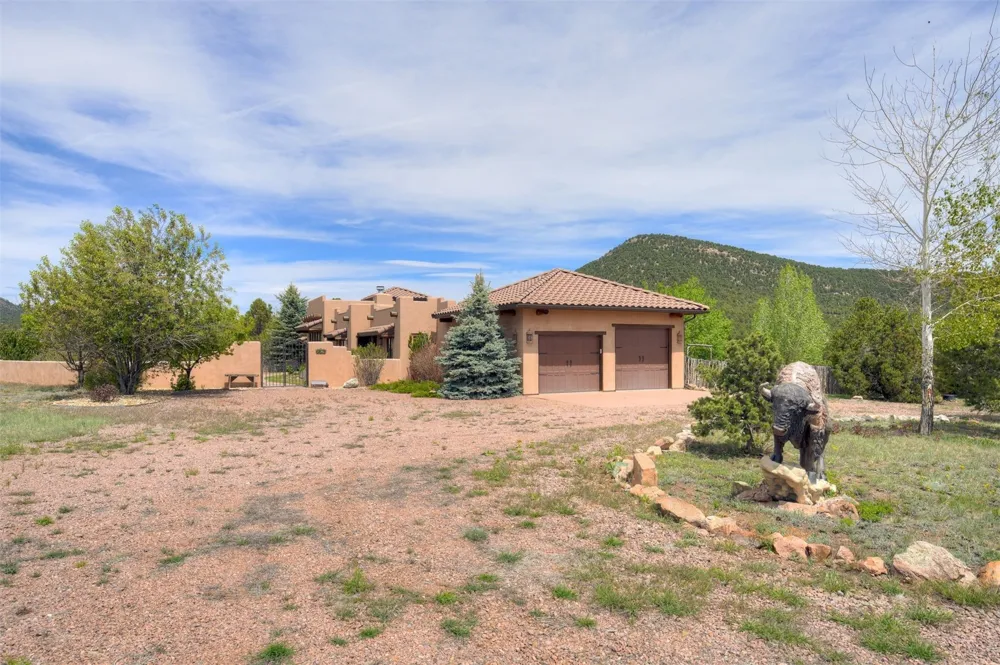 1328 Round Up Road Westcliffe, CO 81252