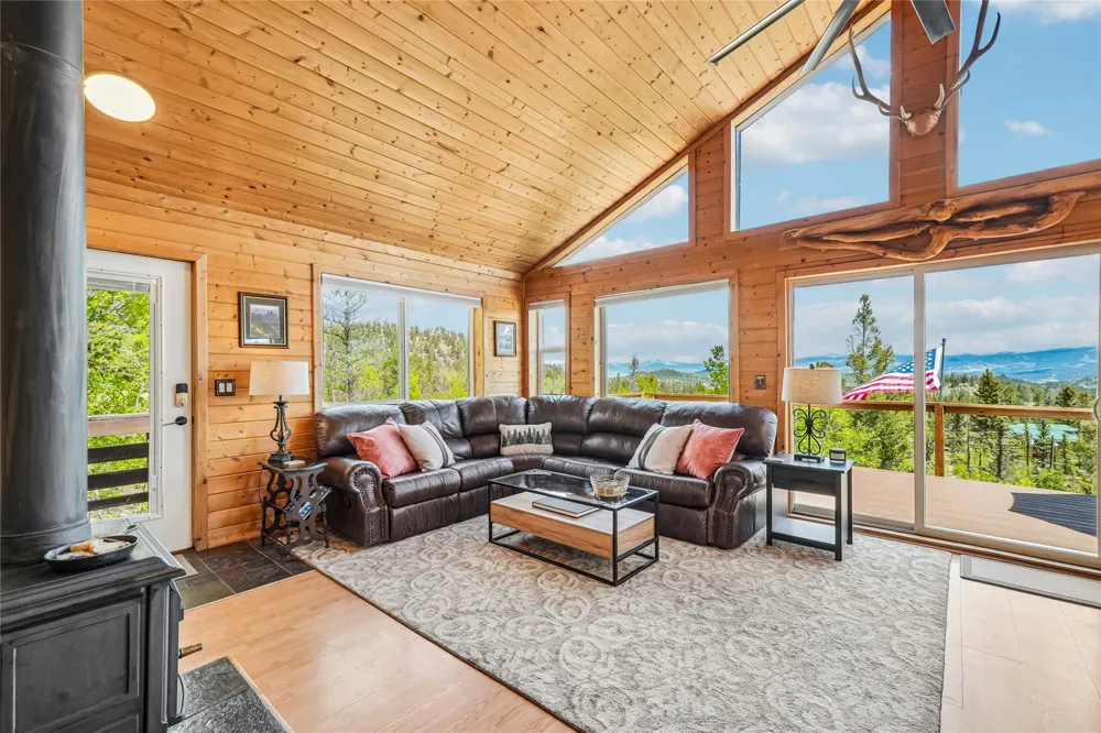 71 Red Cloud Drive Jefferson, CO 80432