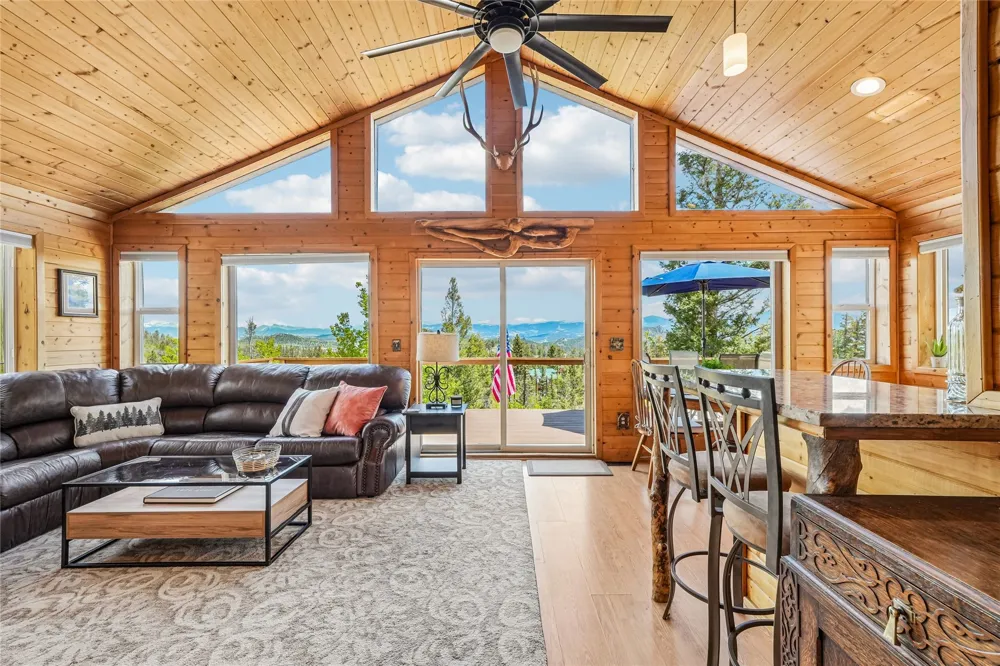 71 Red Cloud Drive Jefferson, CO 80432