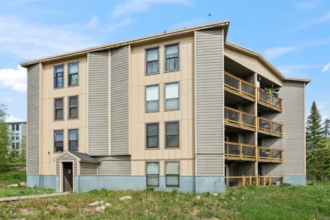 8100 Ryan Gulch Road #106