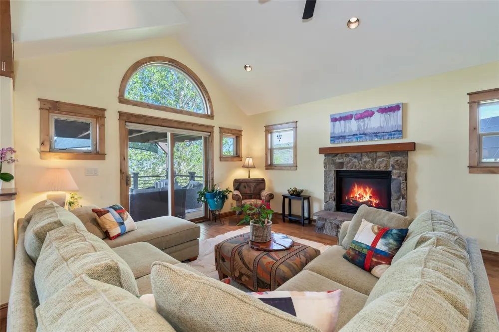 31430 Shoshone Way Oak Creek, CO 80467