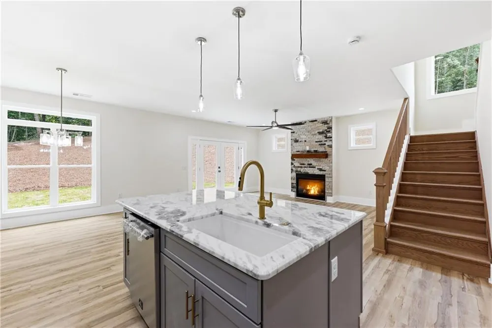 5851 Canterbury Way Clermont, GA 30527