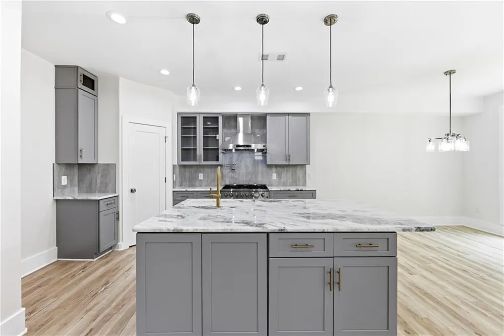 5851 Canterbury Way Clermont, GA 30527