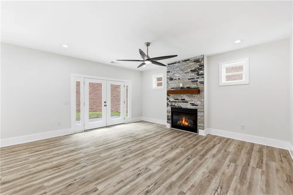 5851 Canterbury Way Clermont, GA 30527