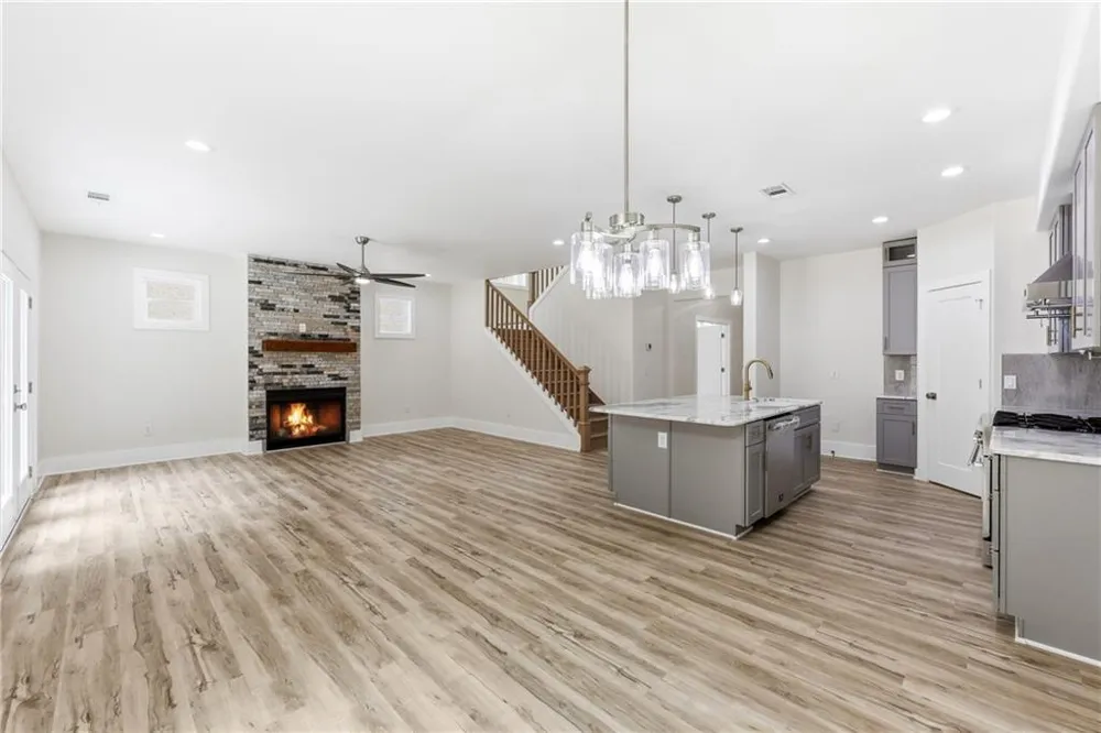 5851 Canterbury Way Clermont, GA 30527
