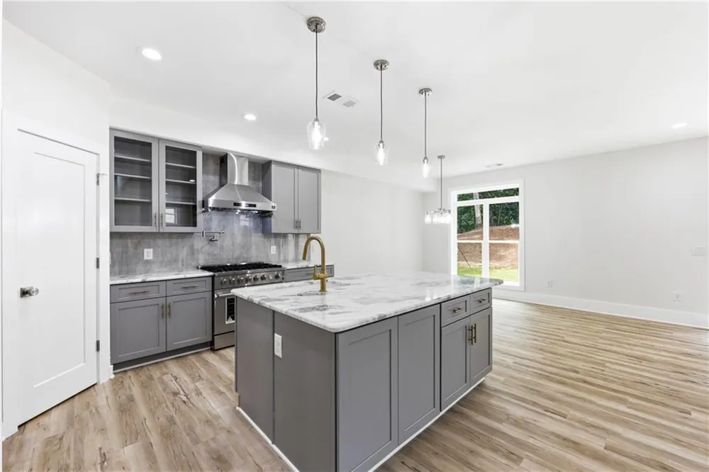 5851 Canterbury Way Clermont, GA 30527