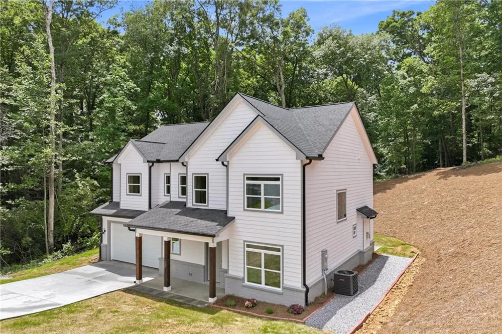5851 Canterbury Way Clermont, GA 30527