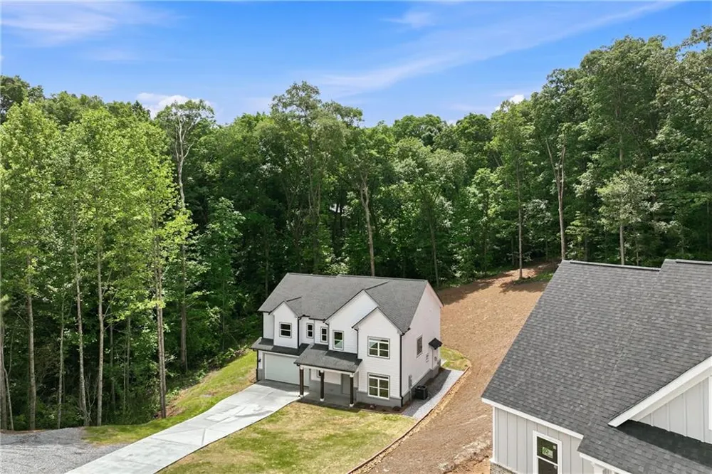 5851 Canterbury Way Clermont, GA 30527