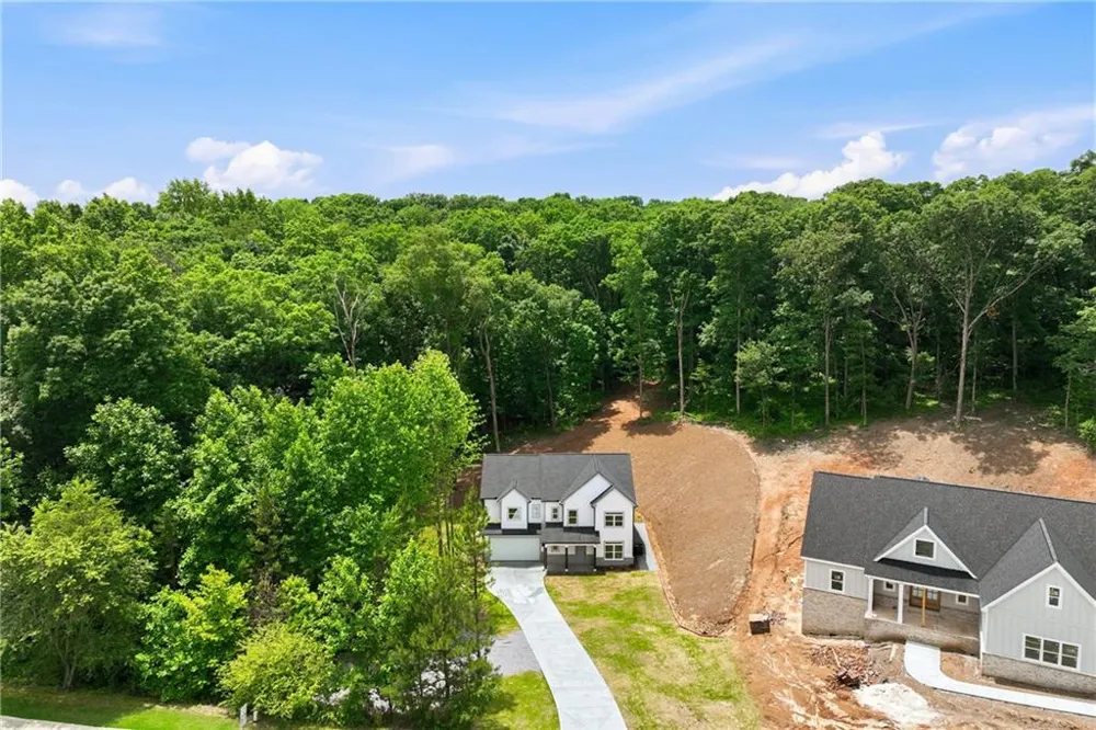 5851 Canterbury Way Clermont, GA 30527