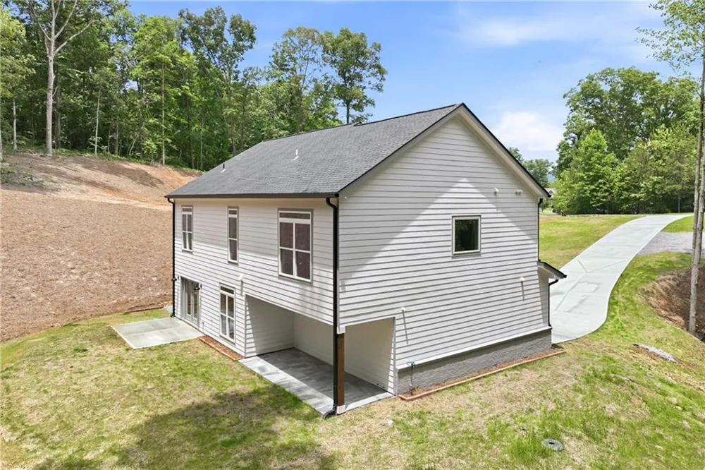 5851 Canterbury Way Clermont, GA 30527
