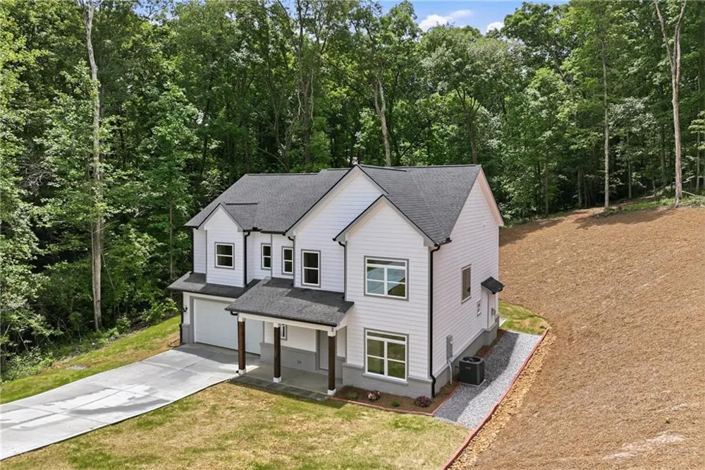 5851 Canterbury Way Clermont, GA 30527