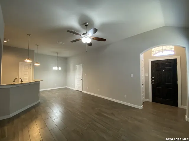 371 CREEKSIDE CURV New Braunfels, TX 78130
