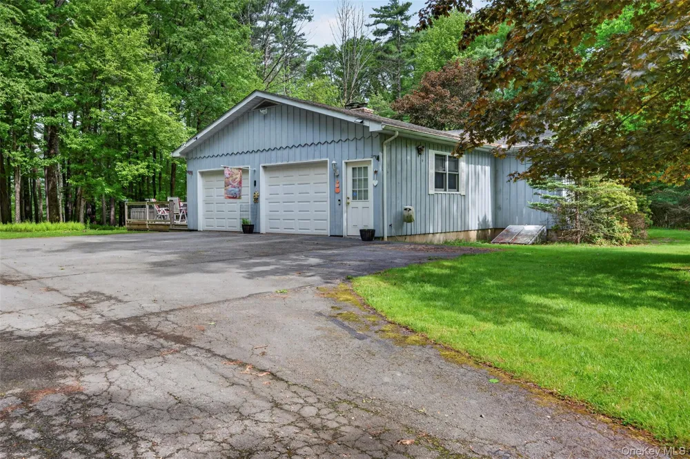 11 Fairway Drive Highland Lake, NY 12743