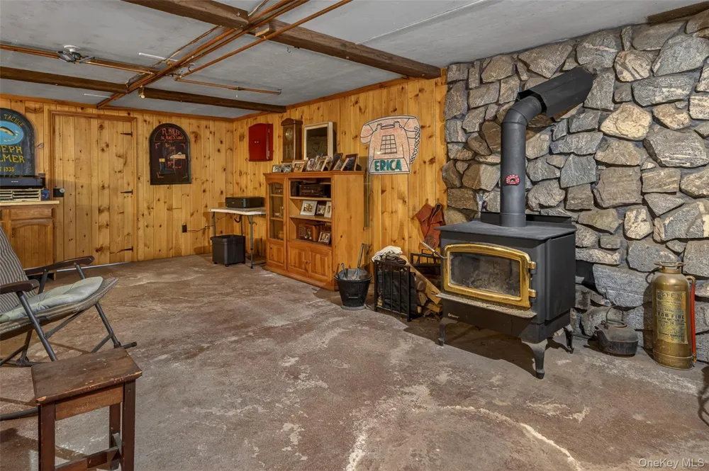 11 Fairway Drive Highland Lake, NY 12743